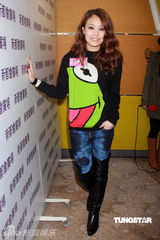 幻灯组图：容祖儿称2010是重要关口 将跨入30岁门槛