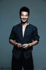 组图：吴樾新写真曝光 展现硬朗外表下的温情