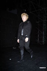 高清图：韩国五大组合天团开唱 SJ压轴掀高潮 