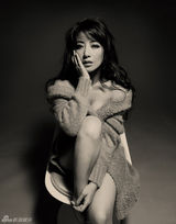 组图：陈紫函黑白映像演绎低调魅惑