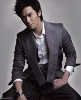 组图：郑嘉颖帅气写真 别具个性显视帝魅力