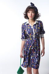 组图：性感女星叶倩云时尚个性写真