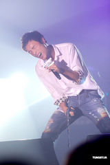 幻灯图：许志安与女友分手工作疗伤 拉阔音乐打擂