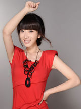 组图：陈丽媛推写真大片 展姣好容颜性感身段