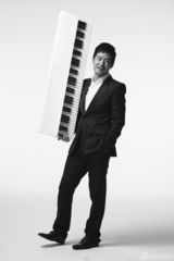 组图：郭晓冬领衔话剧《钢的琴》上海首演