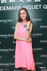 组图：古天乐望退休做马主 否认杜琪峰孙红雷不和