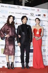 独家高清：李玹雨郑宇等亮相亚洲模特颁奖典礼