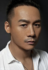 组图：高虎另类表情写真 演绎文艺嬉皮男