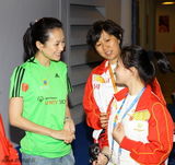 组图：章子怡化身单车选手战赛场 微博关注特奥