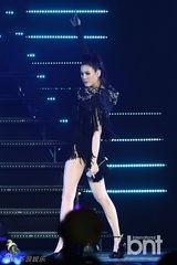 组图：任昌丁玄振英等献唱《青春之夜2》演唱会