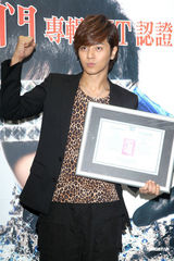 组图：罗志祥新专辑销量超双J 希望明年蝉联冠军