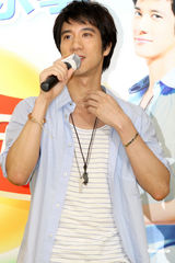 高清组图：张韶涵毛遂自荐 为王力宏拍戏无底线