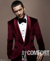 组图：黄晓明登舒适杂志 英俊外表内心真诚