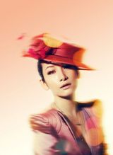 组图：秦海璐2010杂志大片 实现时尚大满贯