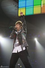 组图：五月天鸟巢开唱十万歌迷共创奇迹