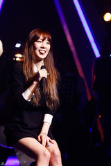 独家：韩SM情歌合辑发布 少时EXO等众星演唱