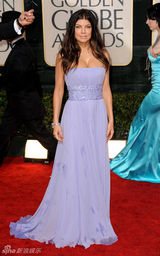 高清组图：菲姬与老公恩爱现身金球奖红毯