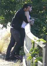 组图：暮光女出轨 野树林亲热少儿不宜