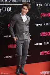 组图：张雨绮红裙明艳 高圆圆清新倪妮妩媚