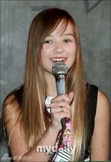 组图：小康妮韩国将开唱 萝莉长成大姑娘