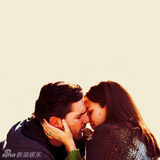 组图：光棍节你不孤单 甜蜜热吻送给你
