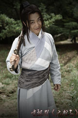 组图：吴樾《大武当》杀青 耍宝拜别“猴样”百出