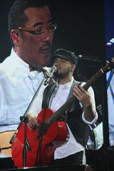 幻灯图集：纵贯线上海开唱 李宗盛想再谈恋爱