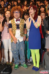 组图：纳豆不爱短发女 澄清无意追郭雪芙