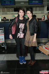 组图：杨采妮闪避记者 陈茵媺因孕期未宣传新剧