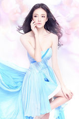 组图：刘雨欣清新性感宛如水之女神