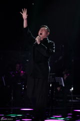 组图：《歌手》张宇绝地反击 周笔畅致敬小虎队