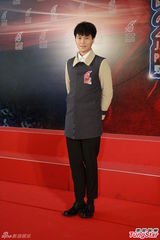 组图：传林峰不续约与TVB交恶 许廷铿有望上位