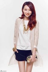 组图：李静携静家族最强阵容摇滚时尚style贺岁