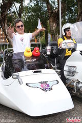 组图：陈升高雄急开唱 不敌黄色小鸭魔力大