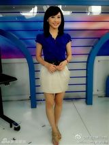 组图：台湾甜美女主播吴宇舒生活照