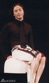 策划：继续宠爱张国荣11周年 光影瞬间定格