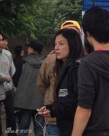 组图：赵薇《致青春》百张片场工作照曝光