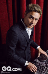 组图：明道开年写真大片诠释“男孩蜕变”