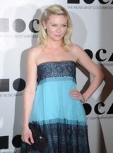 高清组图：克里斯汀-邓斯特性感抹胸礼服亮相