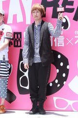 组图：五月天阿信携手不二良 称自创品牌有得赚