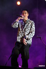 组图：热波音乐节首日 曲婉婷黄立行等献唱