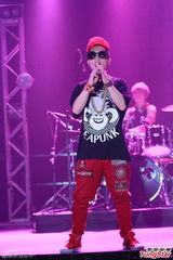 组图：MP魔幻力量香港开唱 赞当地女生有魅力