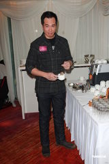 组图：陈豪送诗给陈茵媺庆元宵 叶翠翠单身过节