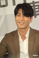 组图：车胜元台湾举行粉丝会 称最佳爱情是家人