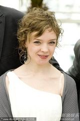 幻灯图集：《你是我的欢乐》记者会 女主角清新亮丽