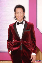 组图:TVB台庆钟嘉欣杨怡竞艳 黄忠泽吴卓羲抢镜