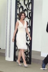 组图：杨丞琳出席新戏首映会 “醉”爱张孝全