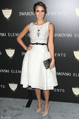 高清组图：辣妈杰西卡-阿尔芭盛装亮相靓丽多姿