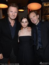 组图：斯嘉丽查斯坦同台争艳 库妮丝显憔悴