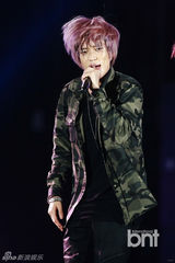 组图：韩团2PM与missA等出席音乐盛典尽情狂欢